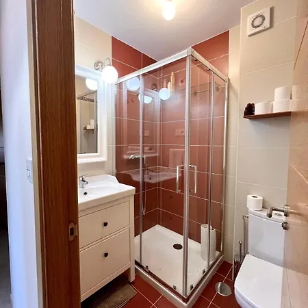 Con Jardin Cerca De La Playa En * Corcubión