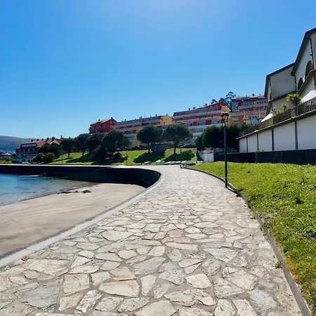 Con Jardin Cerca De La Playa En